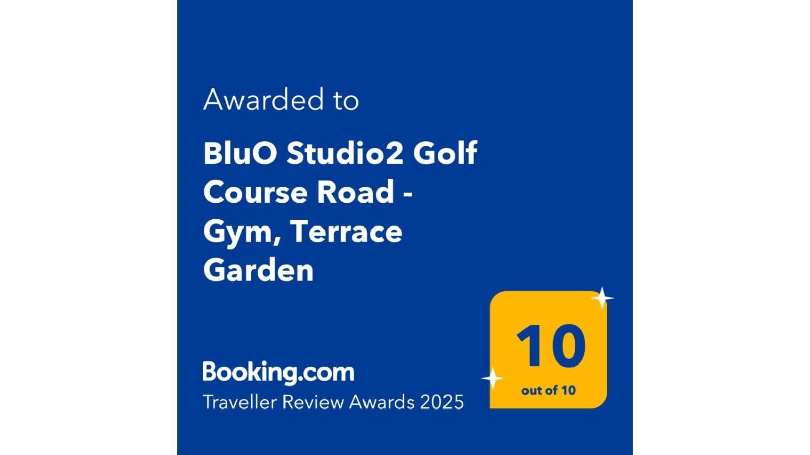 Bluo Studio2 Golf Course Road - Gym, Terrace Garden Gurgáon Kültér fotó